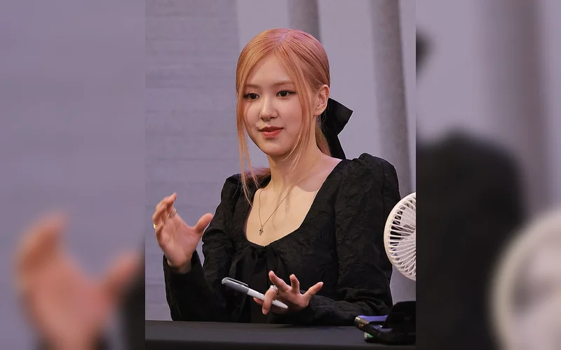 ROSÉ of BLACKPINK Turns to Taylor Swift for Solo Career Advice