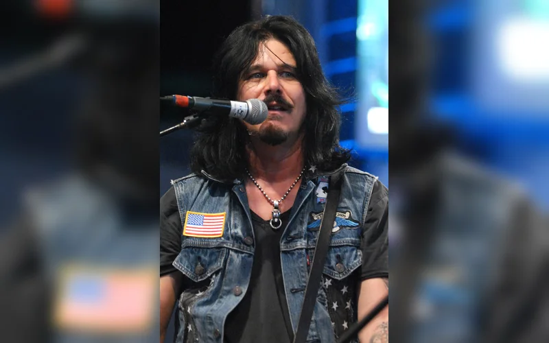 Alice Cooper Names Gilby Clarke as Replacement Guitarist for Upcoming Tour