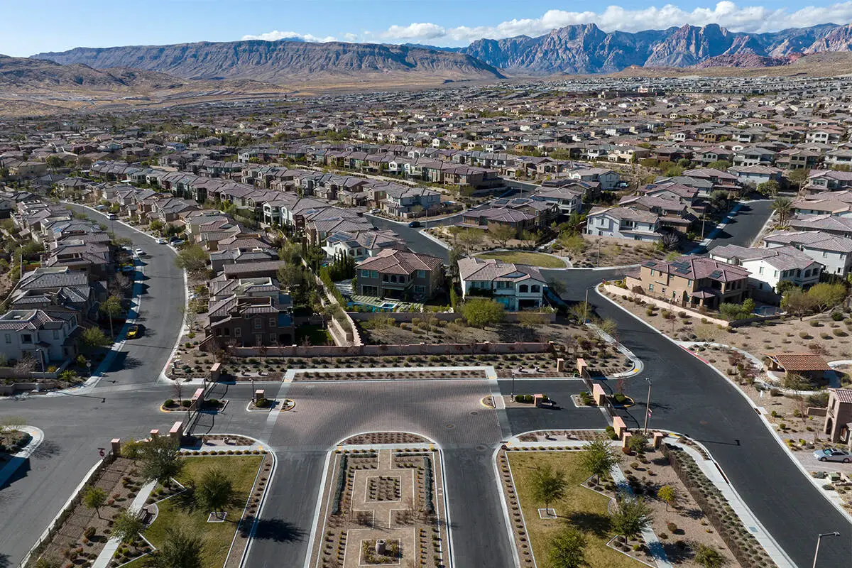 Las Vegas Housing Crisis: Land Shortages and Rising Costs Challenge Homebuilding Industry