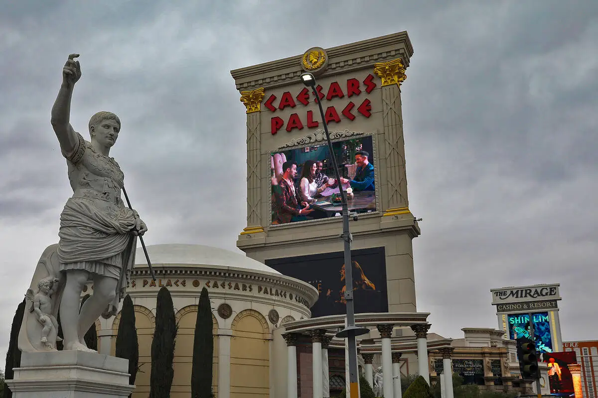 Caesars Palace Rotunda Set for Demolition After Years of Inactivity