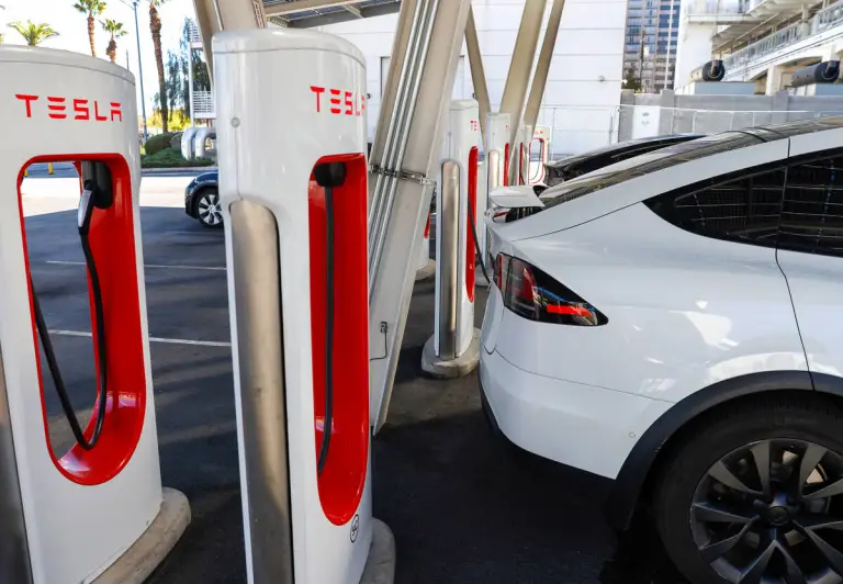 Tesla Owners in Las Vegas Grapple with Safety Concerns Amid Vandalism and Arson