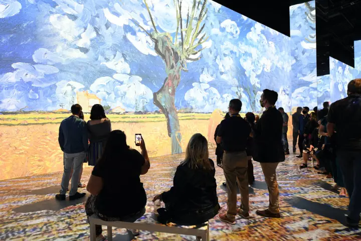 Immersive Van Gogh Experience Expands at Shops at Crystals