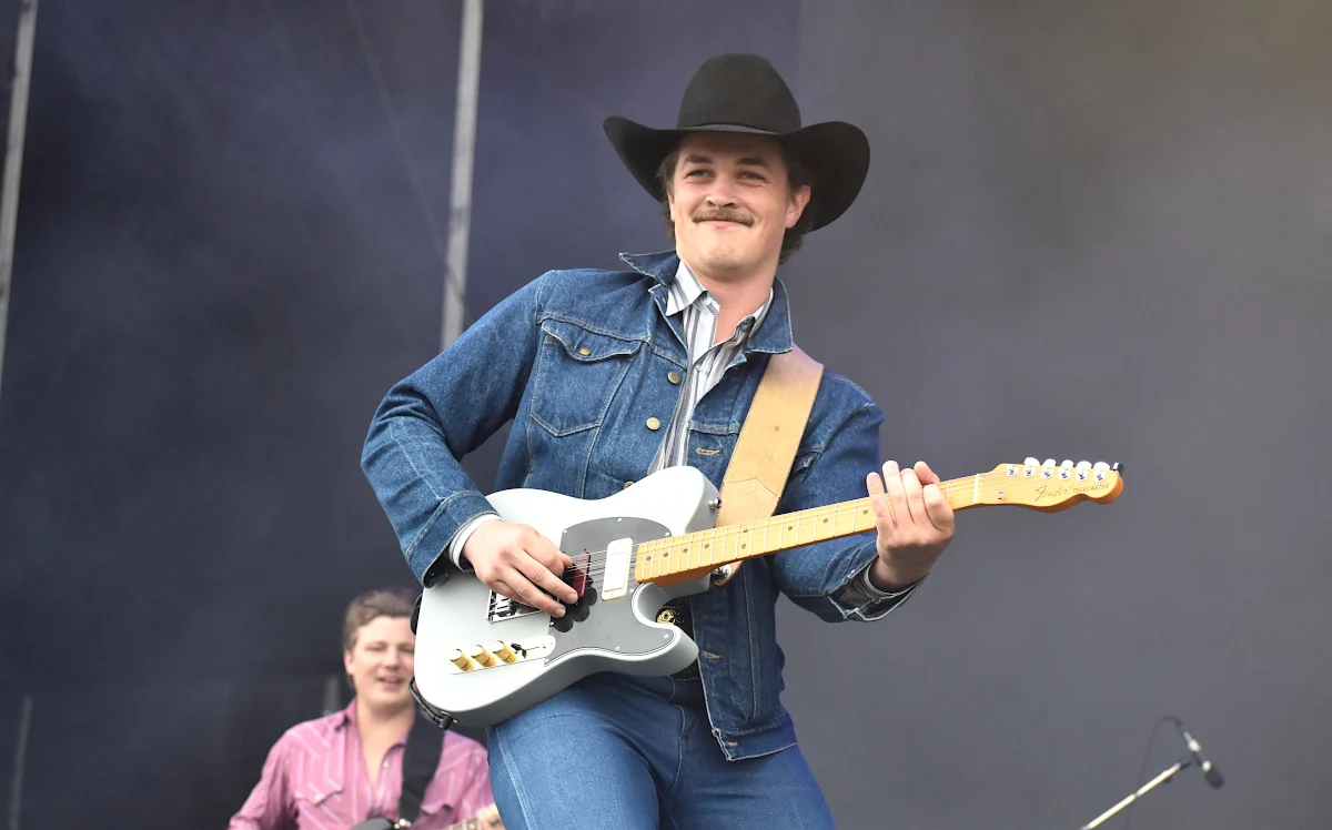 Zach Top Wins ACM New Male Artist of the Year Ahead of Sold-Out Tour Performance