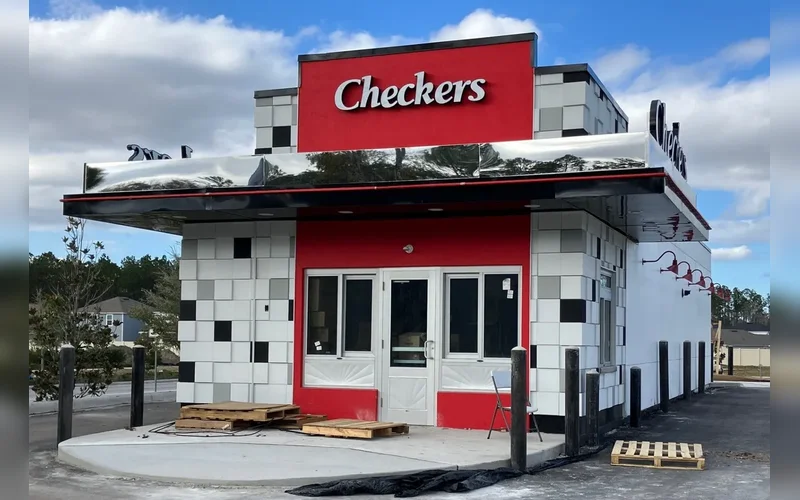 Tragic Shooting at Florida Checkers Over Mayonnaise Dispute!
