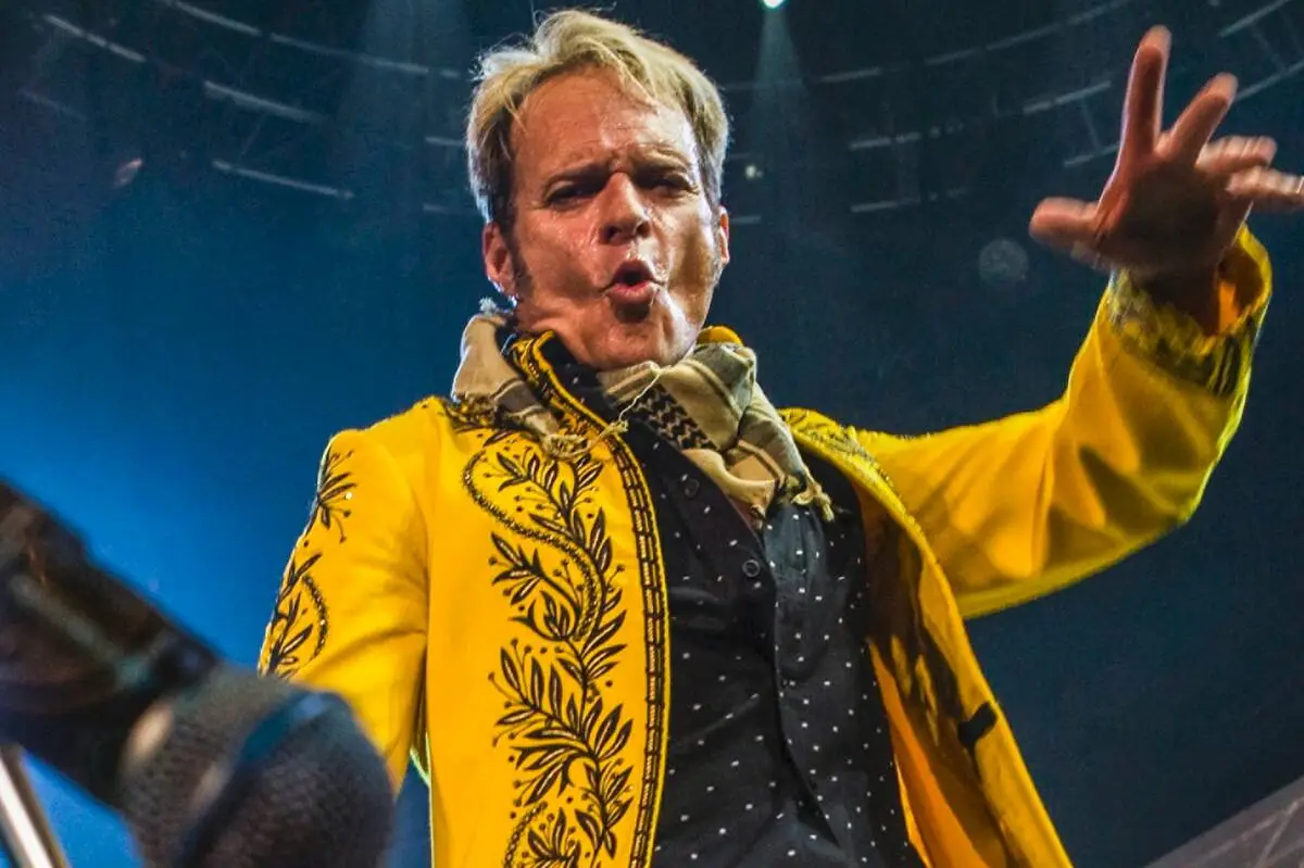 David Lee Roth Returns to Las Vegas Stage with Van Halen Classics