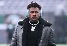 Ex-NFL Star Antonio Brown Wanted On Attempted Murder Charge