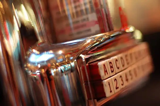 Life’s Jukebox & Turntable Treasures with Curt Lukenbill