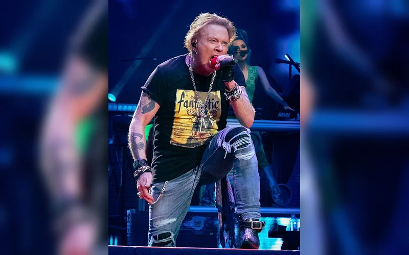 Rock Legends Unite: Ozzy Osbourne Meets Axl Rose at Epic Black Sabbath Tribute