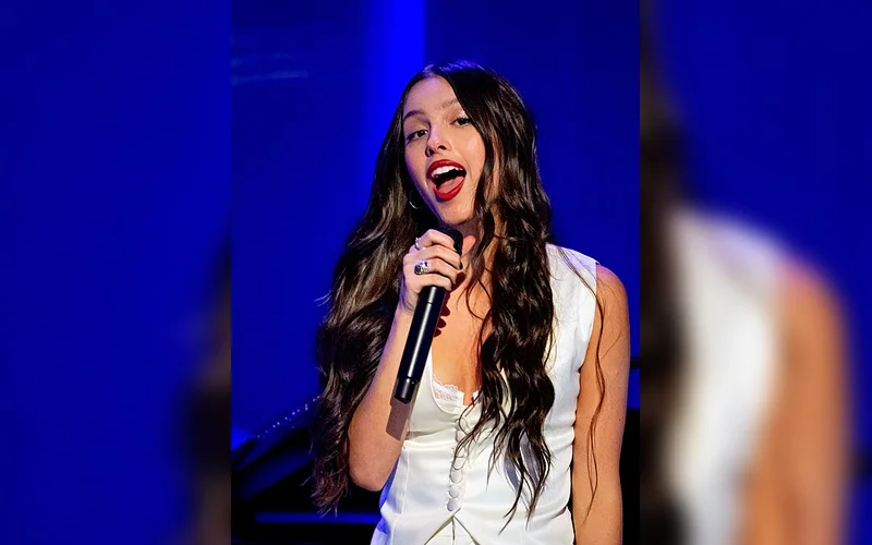 Olivia Rodrigo Offers Free Therapy to Crew, Inspiring Gratitude and Growth
