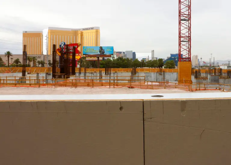 Dream Las Vegas Casino Project Faces Ownership Shift Amid Financial Struggles