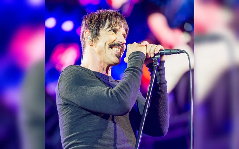 Red Hot Chili Peppers Sell Recorded Music Catalog to Warner Music Group for Over $300 Million